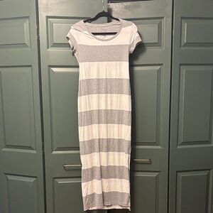 Gap maternity Striped Gray and White Maxi Dress Xs